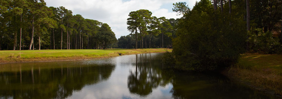 Golden-Bear-Golf-Club-Hilton-Head-Island-SC-hole12-water-reflect-960x410_rotatingGalleryFront